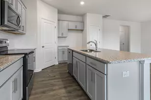 322 Chapel St, Fuquay Varina, NC 27526 - Photo 4