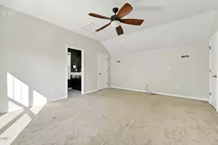 1513 Fullerton Pl, Raleigh, NC 27607 - Photo 38