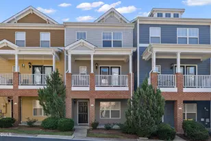 329 Kinellan Ln, Cary, NC 27519 - Photo 2