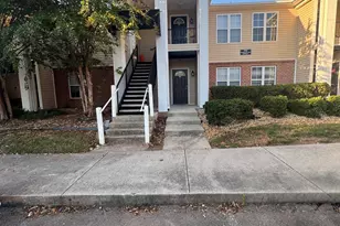 2510 Huntscroft Ln, Raleigh, NC 27617 - Photo 2