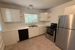 3021-3035 Medlin Dr, Raleigh, NC 27607 - Photo 38
