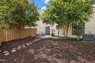10804 Pendragon Pl, Raleigh, NC 27614 - Photo 36