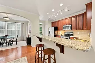 5011 Lady of the Lake Dr, Raleigh, NC 27612 - Photo 10