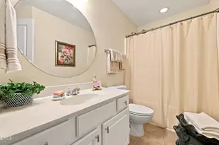 5011 Lady of the Lake Dr, Raleigh, NC 27612 - Photo 20