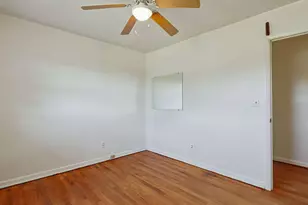 246 Railroad Rd, Benson, NC 27504 - Photo 20