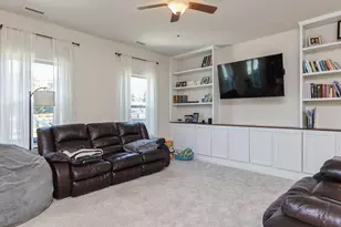 1225 Chimney Ridge Dr, Fuquay-Varina, NC 27526 - Photo 8