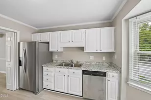 6556 Thetford Ct, Raleigh, NC 27615 - Photo 12