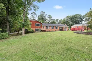 1001 Parkwood Dr, Siler City, NC 27344 - Photo 4
