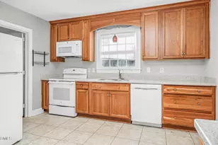 1707 Roxbury Dr N, Wilson, NC 27893 - Photo 12