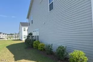 744 Rdg Clf Ln, Zebulon, NC 27597 - Photo 4