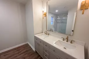 5716 North Hills Dr, Raleigh, NC 27612 - Photo 10