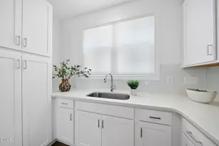 5611 Johnson Woods, Raleigh, NC 27609 - Photo 8