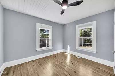 601 N Webb Street, Selma, NC 27576 - Photo 24