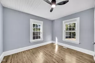 601 N Webb St, Selma, NC 27576 - Photo 24