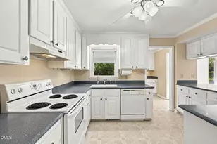 3804 Banstead Ct, Apex, NC 27539 - Photo 12