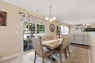 200 Georgetowne Dr, Clayton, NC 27520 - Photo 28