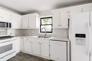 4612 Batavia Ct, Raleigh, NC 27604 - Photo 4