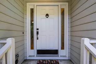 202 Cobble Ridge Dr, Chapel Hill, NC 27516 - Photo 4