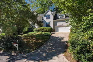 202 Cobble Ridge Dr, Chapel Hill, NC 27516 - Photo 2