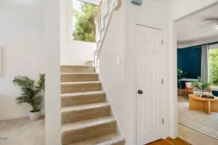 202 Cobble Ridge Dr, Chapel Hill, NC 27516 - Photo 6