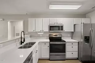 1900 Trailwood Heights Ln, Raleigh, NC 27603 - Photo 4