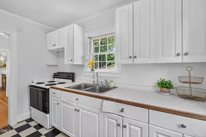 1829 Arlington Street, Raleigh, NC 27608 - Photo 14