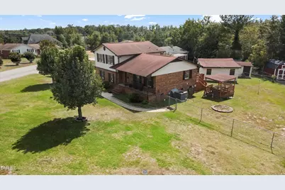 7300 Avalon Drive, Fayetteville, NC 28303 - Photo 4
