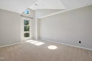 1021 Brighthurst Dr, Raleigh, NC 27605 - Photo 16