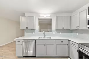 1308 Sundown Dr, Mebane, NC 27302 - Photo 4