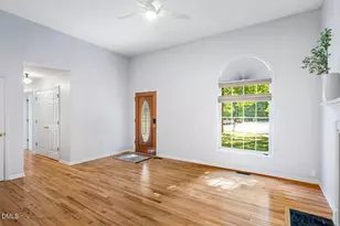 624 Casey Ln, Mebane, NC 27302 - Photo 2