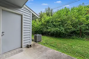 111 Coleridge Ct, Carrboro, NC 27510 - Photo 18