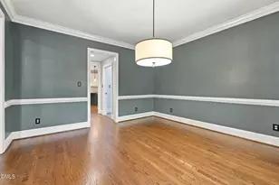 102 Eyemouth Ct, Cary, NC 27513 - Photo 8