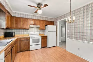 224 Wetherburn Ln, Raleigh, NC 27615 - Photo 14