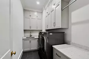 200 Pasquotank Dr, Raleigh, NC 27609 - Photo 42