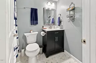 2117 Treverton Pl, Raleigh, NC 27609 - Photo 32