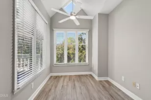 243 New Bern Pl, Raleigh, NC 27601 - Photo 20