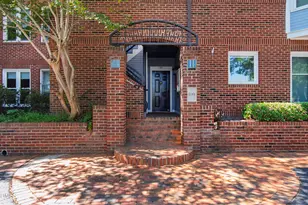 243 New Bern Pl, Raleigh, NC 27601 - Photo 4