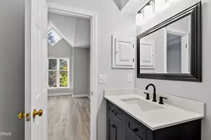 243 New Bern Pl, Raleigh, NC 27601 - Photo 32