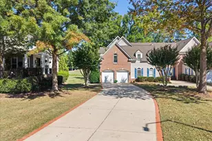 12523 Bellstone Ln, Raleigh, NC 27614 - Photo 2