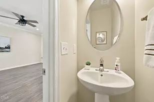 2025 Whitesmith Dr, Apex, NC 27502 - Photo 6