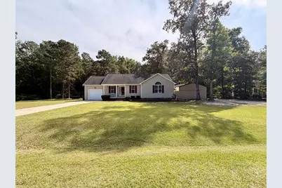 536 Madison Avenue, Princeton, NC 27569 - Photo 2