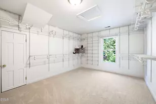 204 Woodleaf Dr, Chapel Hill, NC 27516 - Photo 34