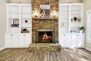 204 Woodleaf Dr, Chapel Hill, NC 27516 - Photo 20