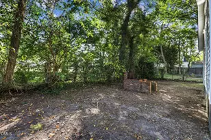 107 S 4th St, Sanford, NC 27330 - Photo 6
