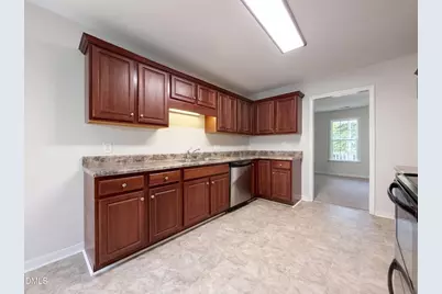 123 Gatwick Court, Clayton, NC 27520 - Photo 6