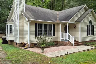 249 Wyndfall Ln, Archer Lodge, NC 27527 - Photo 2