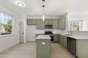 1533 Haywards Heath Ln, Apex, NC 27502 - Photo 2