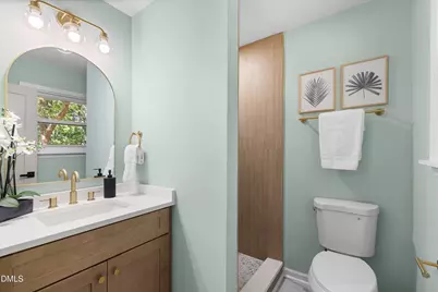 233 S Woodcrest Street, Durham, NC 27703 - Photo 6