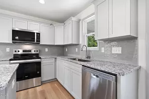 215 Rae St, Warsaw, NC 28398 - Photo 14