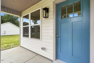215 Rae St, Warsaw, NC 28398 - Photo 4